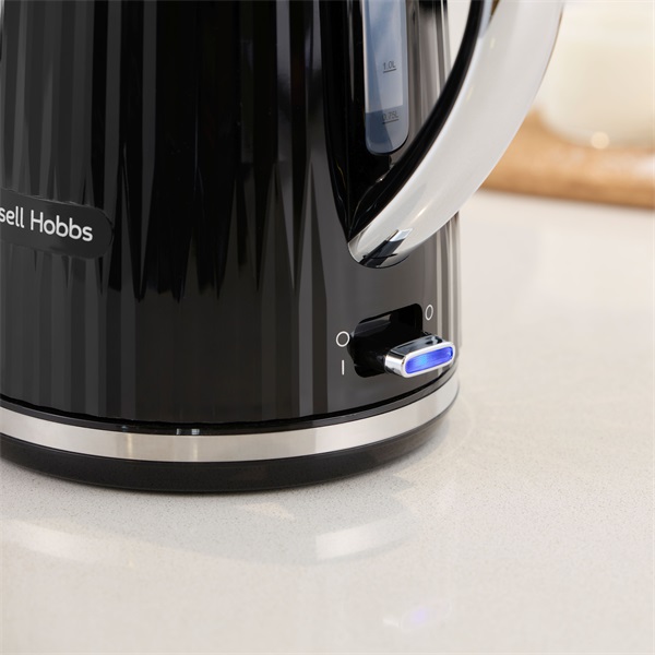Russell_Hobbs_27361_70_RH_Eden_1_7L_es_fekete_vizforralo-i41010515.jpg